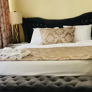 verificați disponibilitatea